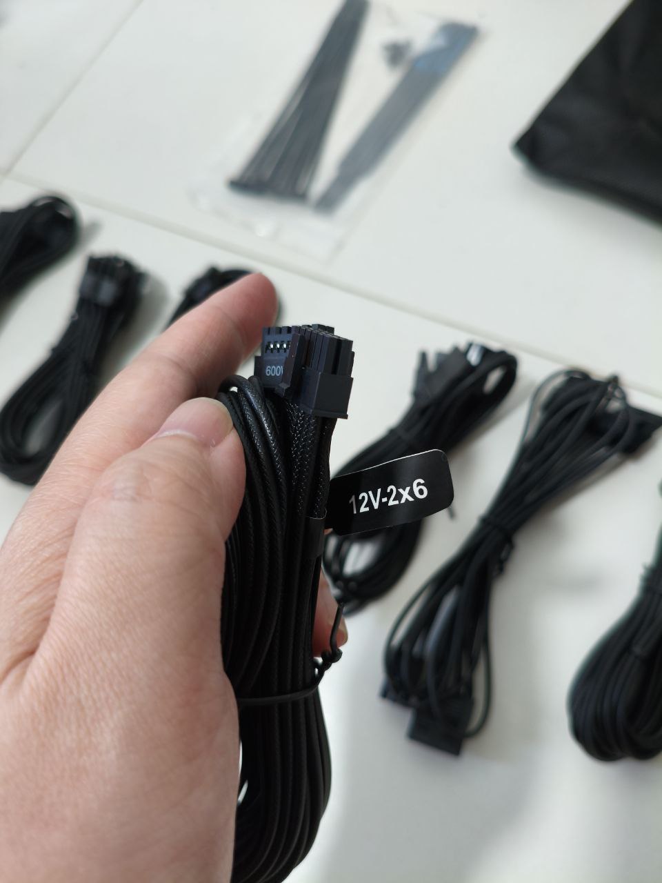 TThe PSU comes with the ATX 3.1 ready 12V-2x6 cable